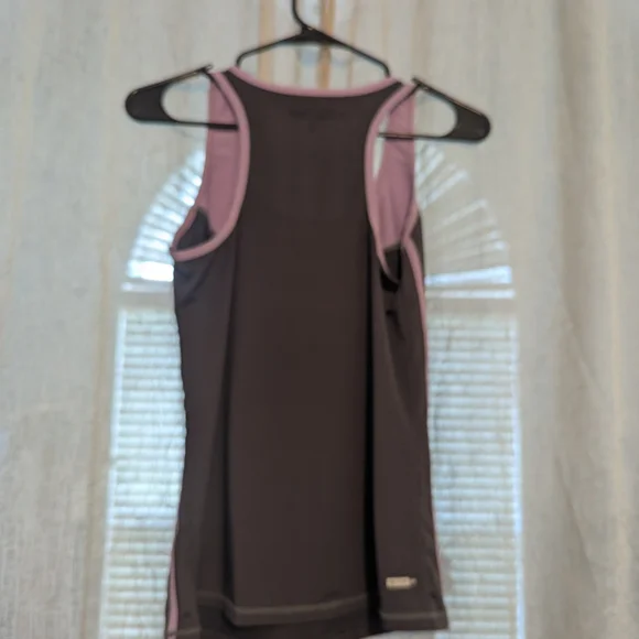 18. Old Navy Women's Tank Tops - Black, Blue, Gray - Picture 10 of 13